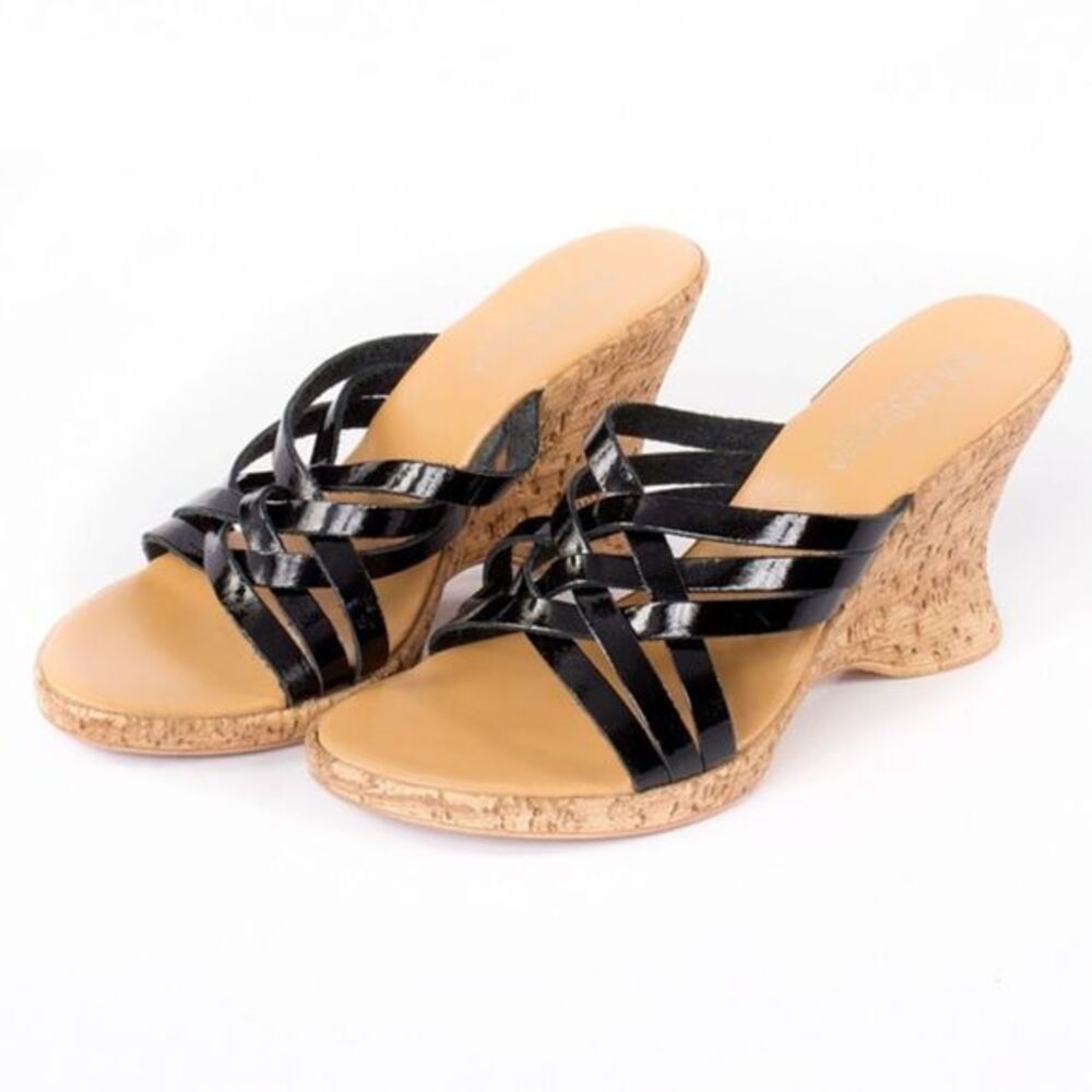 ILANI Italian Black Patent Wedge Sandals - 7M b209
